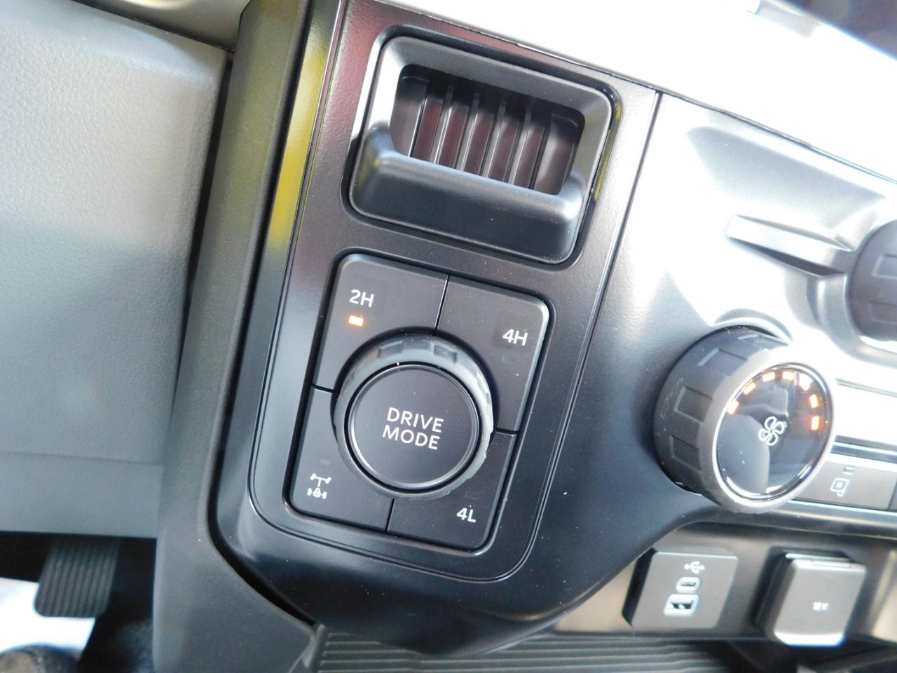 Ford Super Duty F-250 SRW XL 4WD Crew Cab 8' Box 2026