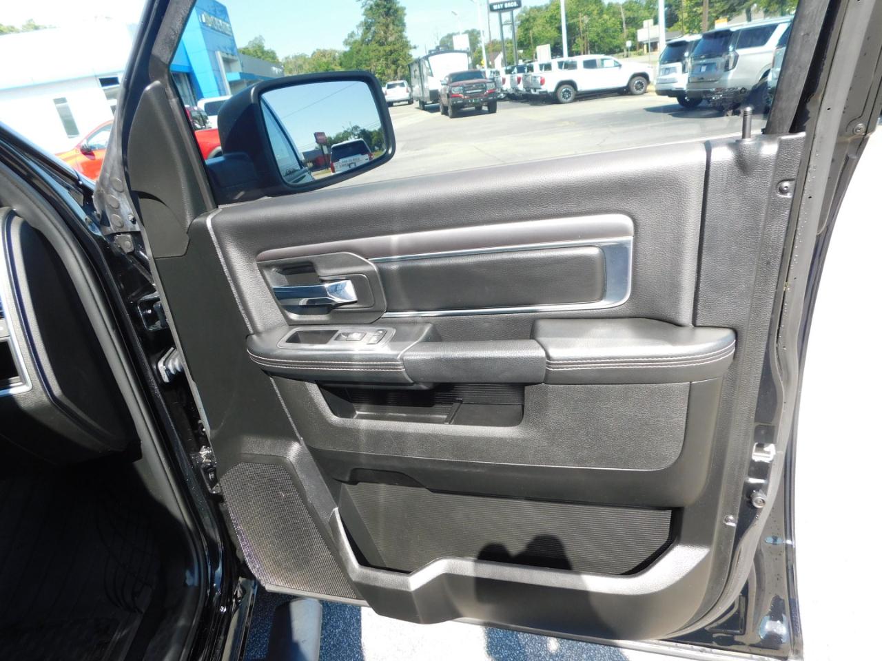 RAM 1500 Classic  2023