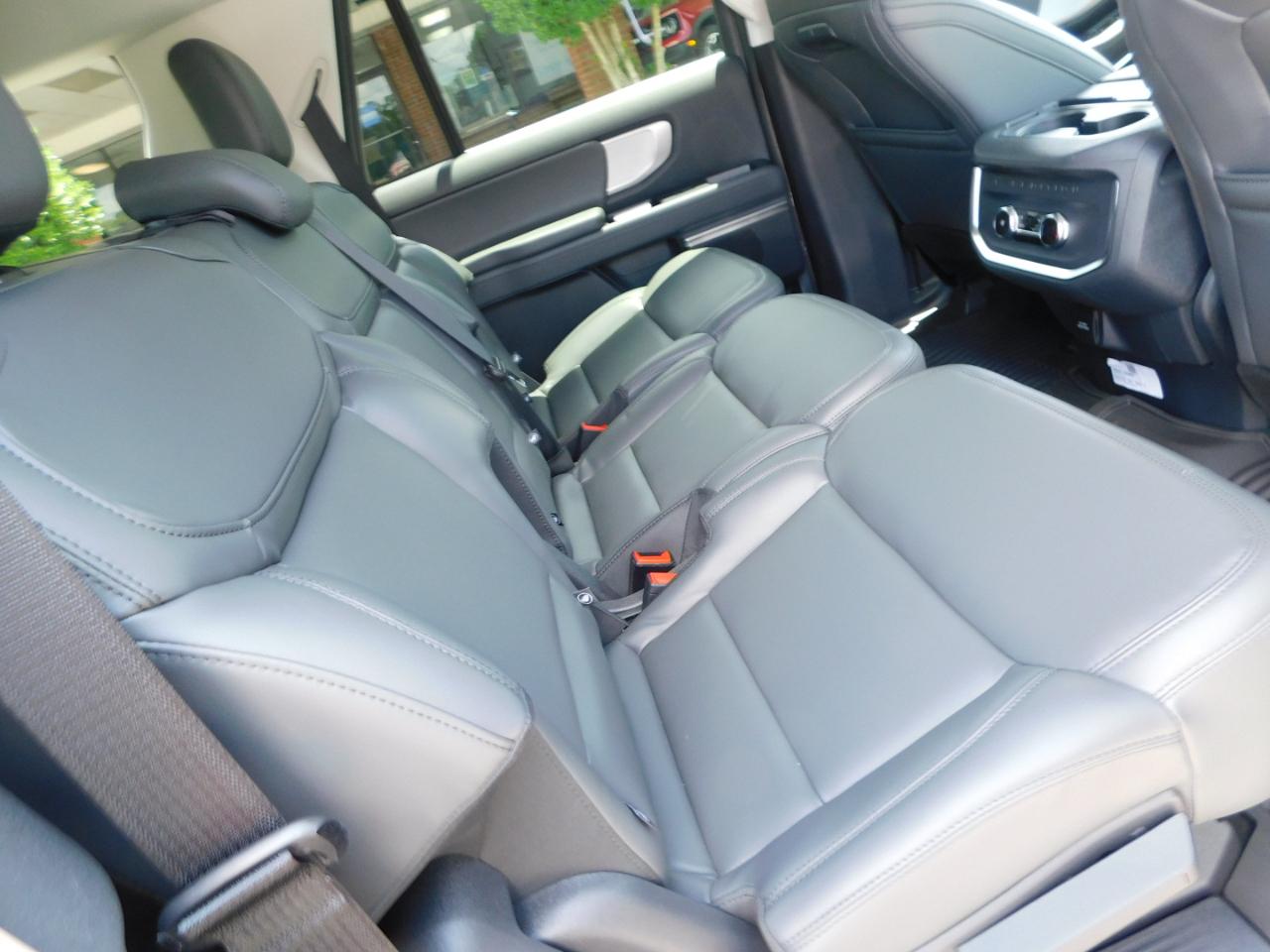 Ford Expedition Max Active 4x2 2027