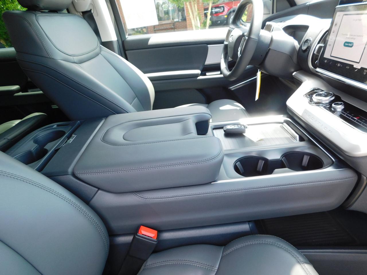 Ford Expedition Max Active 4x2 2027