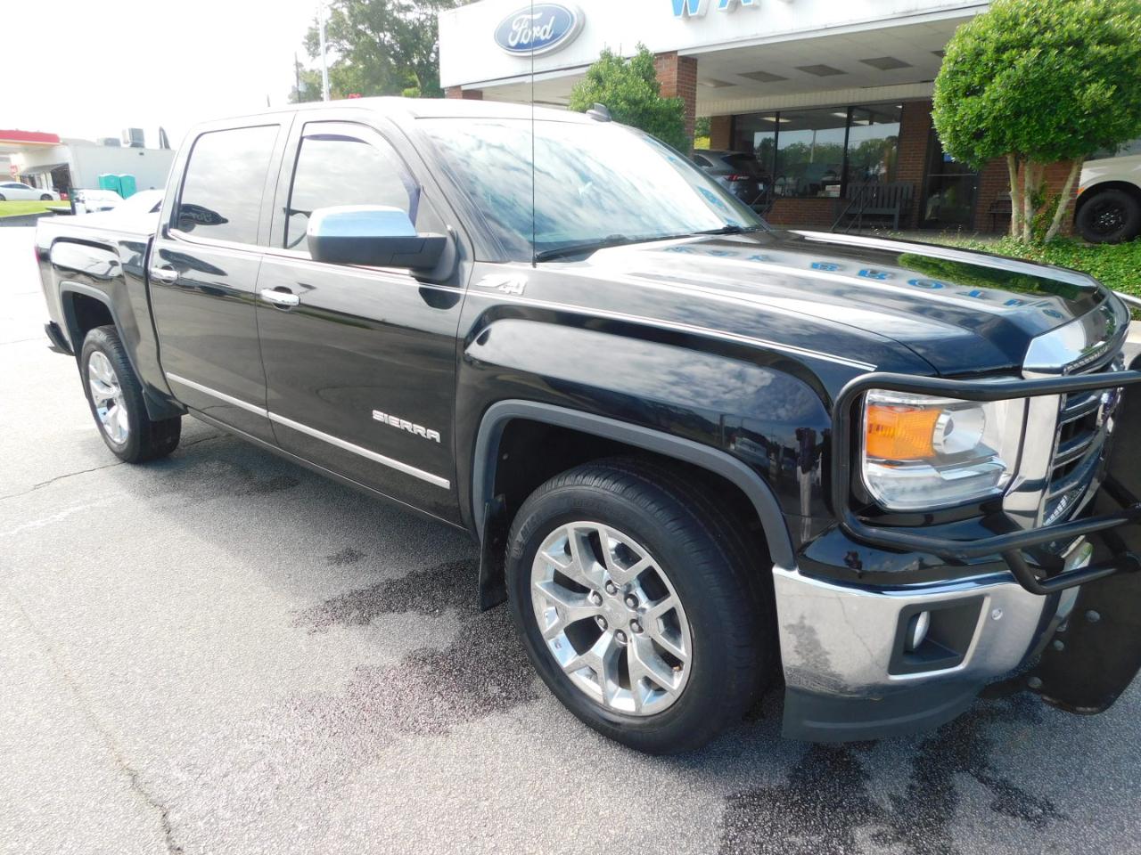 GMC Sierra 1500 4WD Crew Cab 143.5" SLT 2014