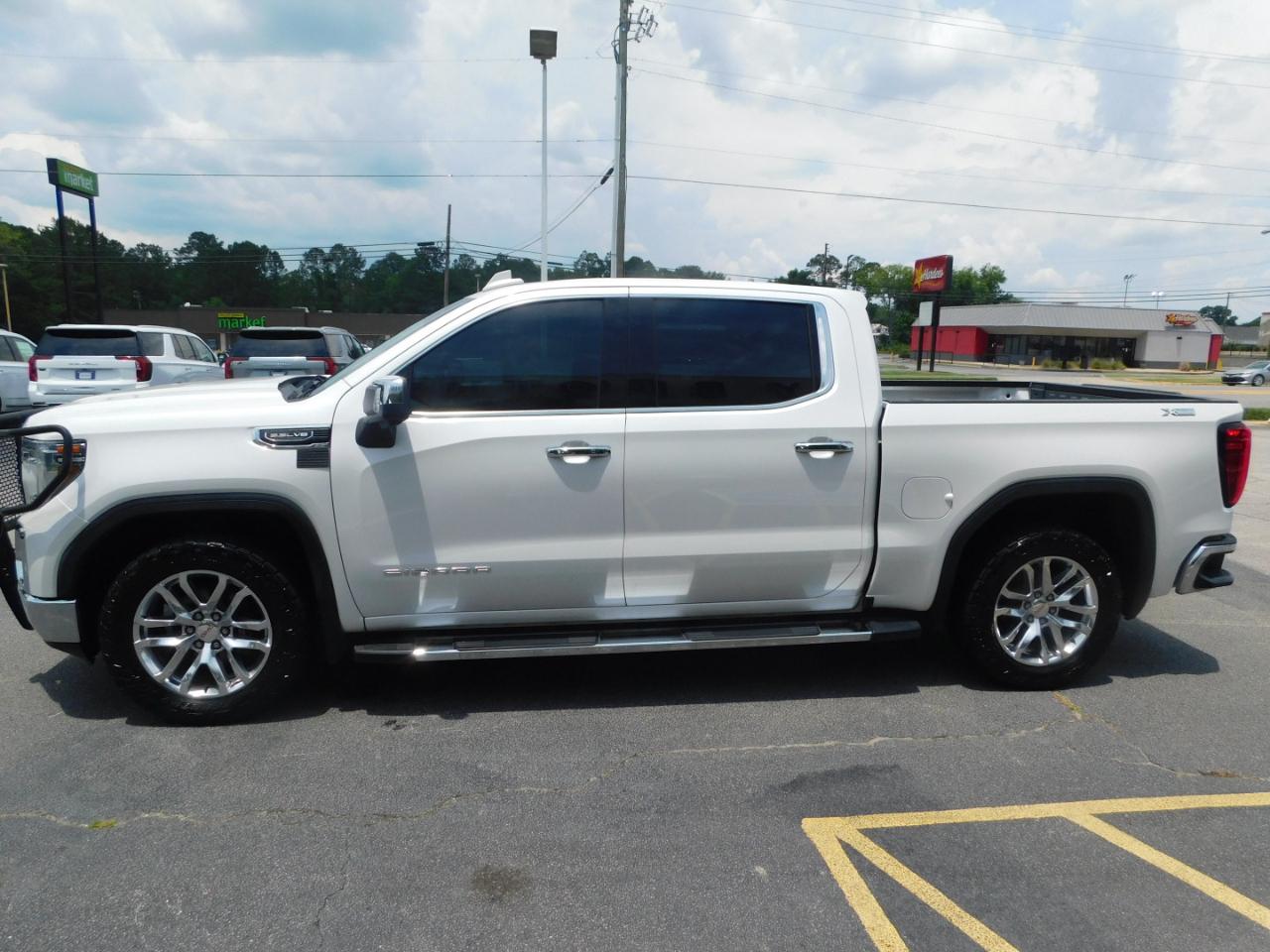 GMC Sierra 1500 4WD Crew Cab 147" SLT 2020