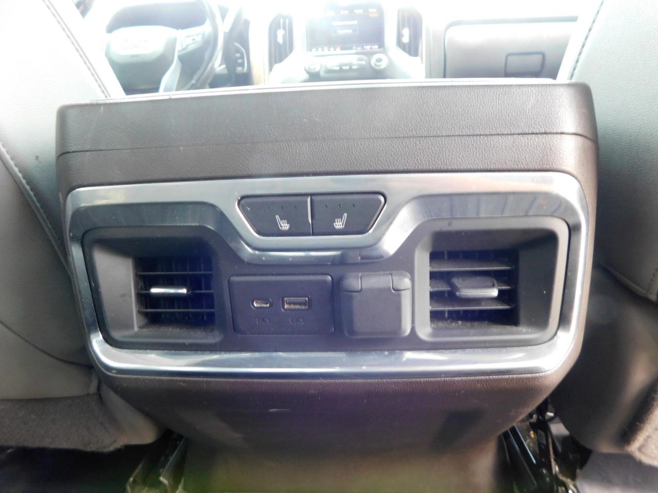 GMC Sierra 1500 4WD Crew Cab 147" SLT 2020