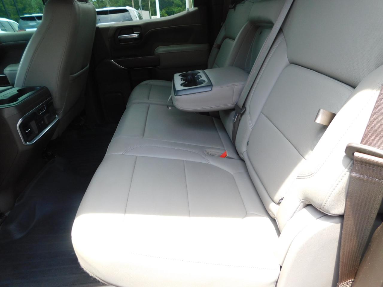 GMC Sierra 1500 4WD Crew Cab 147" SLT 2020
