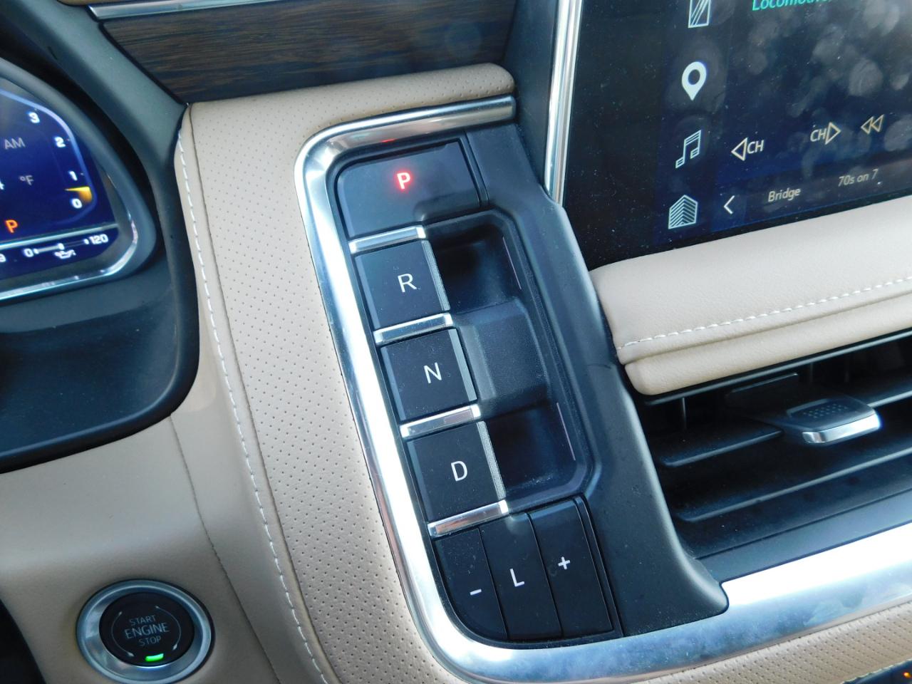 Chevrolet Tahoe 2WD 4dr Premier 2024