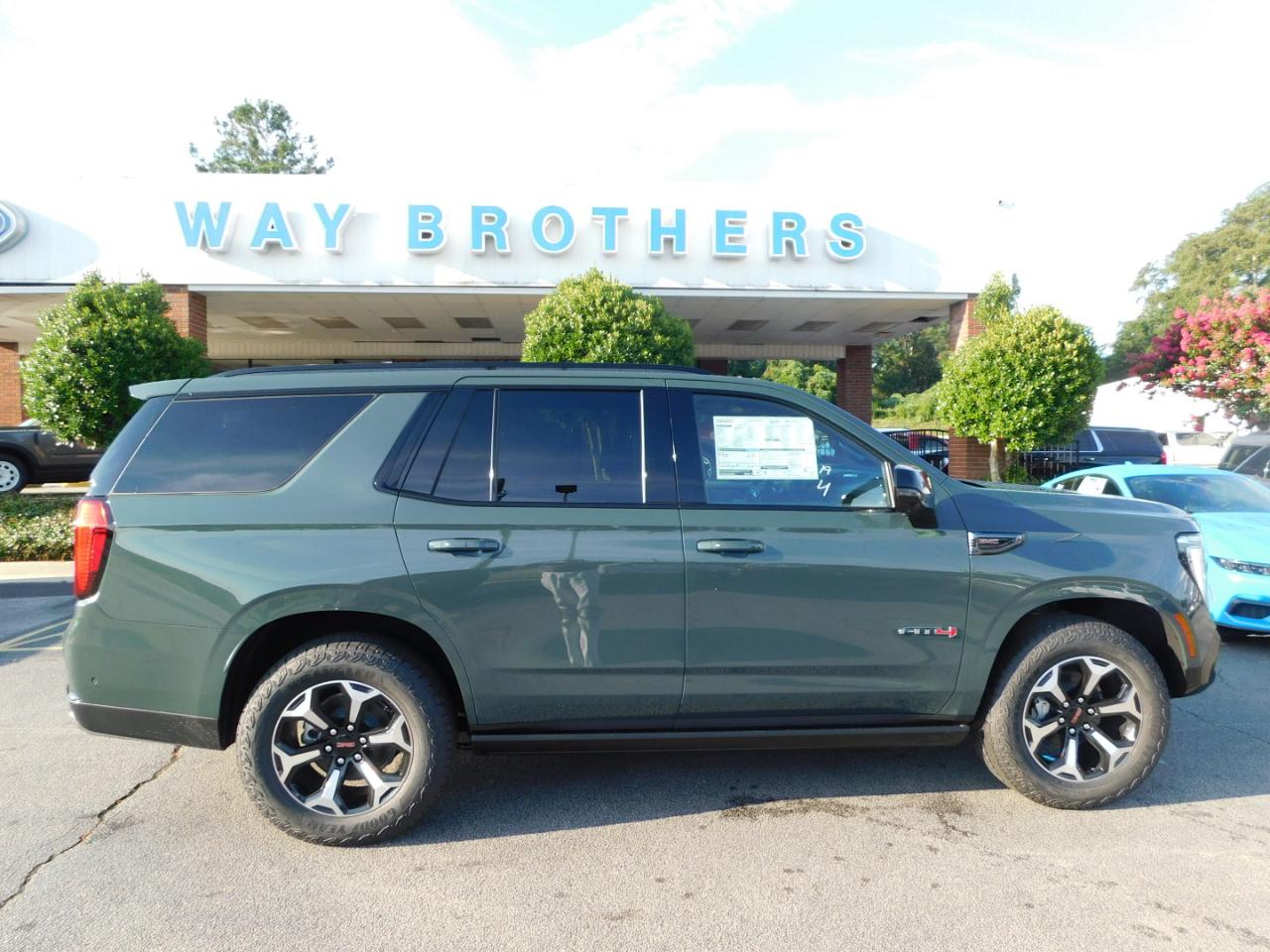 2026 GMC Yukon 4WD 4DR AT4