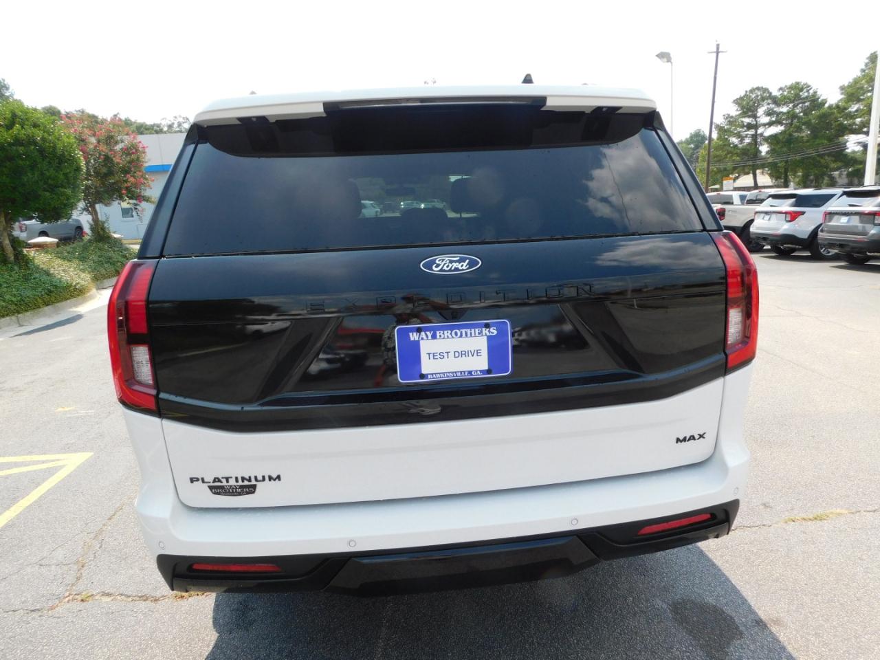 Ford Expedition Max Platinum 4x4 2027