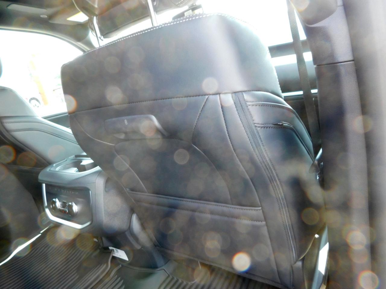Ford Expedition Max Platinum 4x4 2027