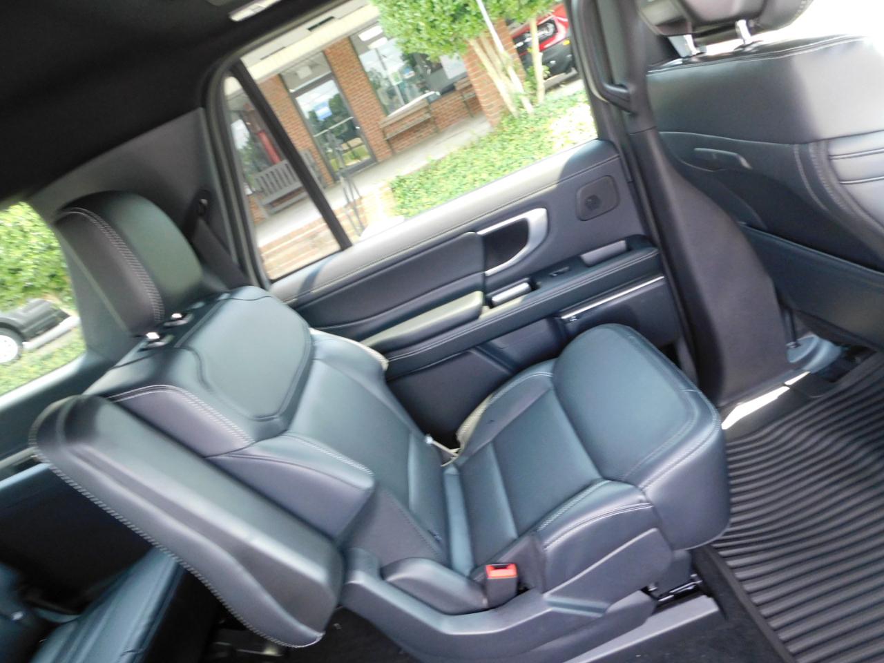 Ford Expedition Max Platinum 4x4 2027