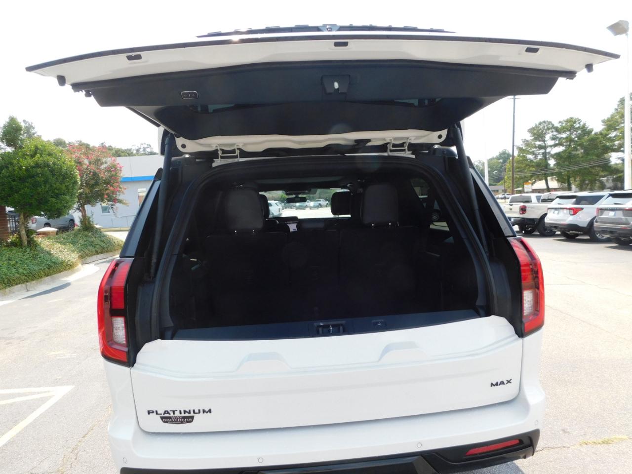 Ford Expedition Max Platinum 4x4 2027