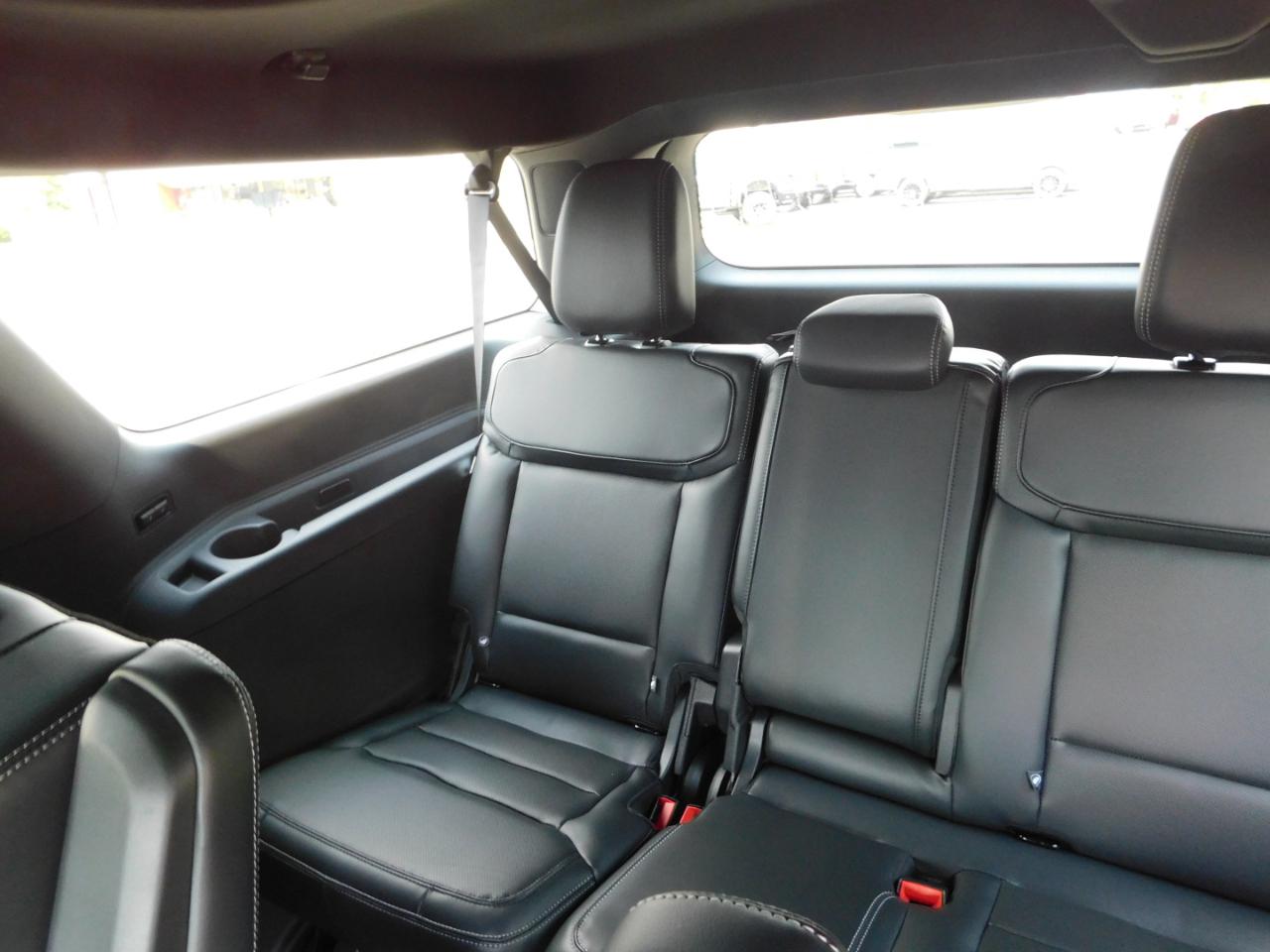 Ford Expedition Max Platinum 4x4 2027