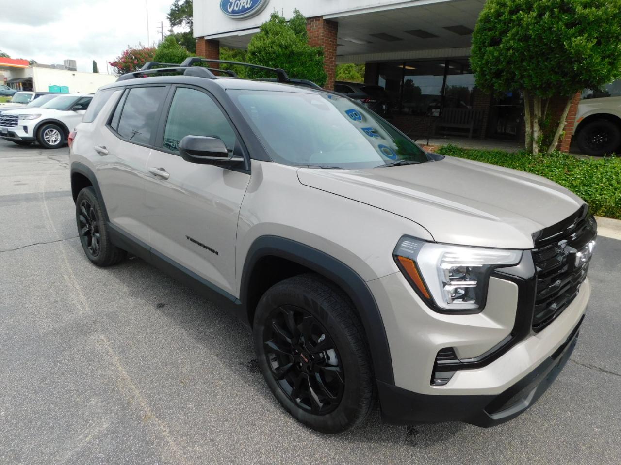 GMC Terrain FWD 4dr Elevation 2026
