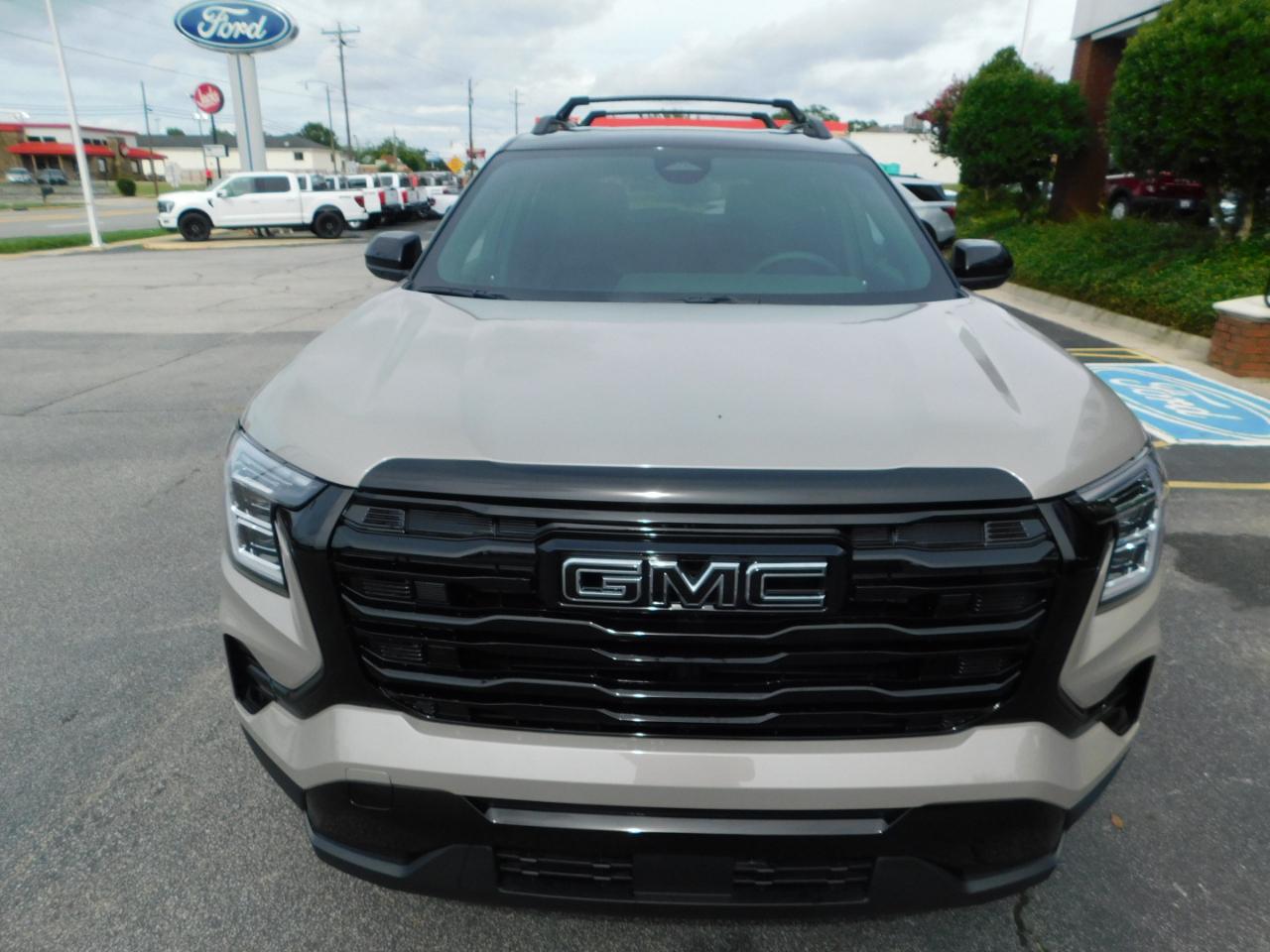 GMC Terrain FWD 4dr Elevation 2026