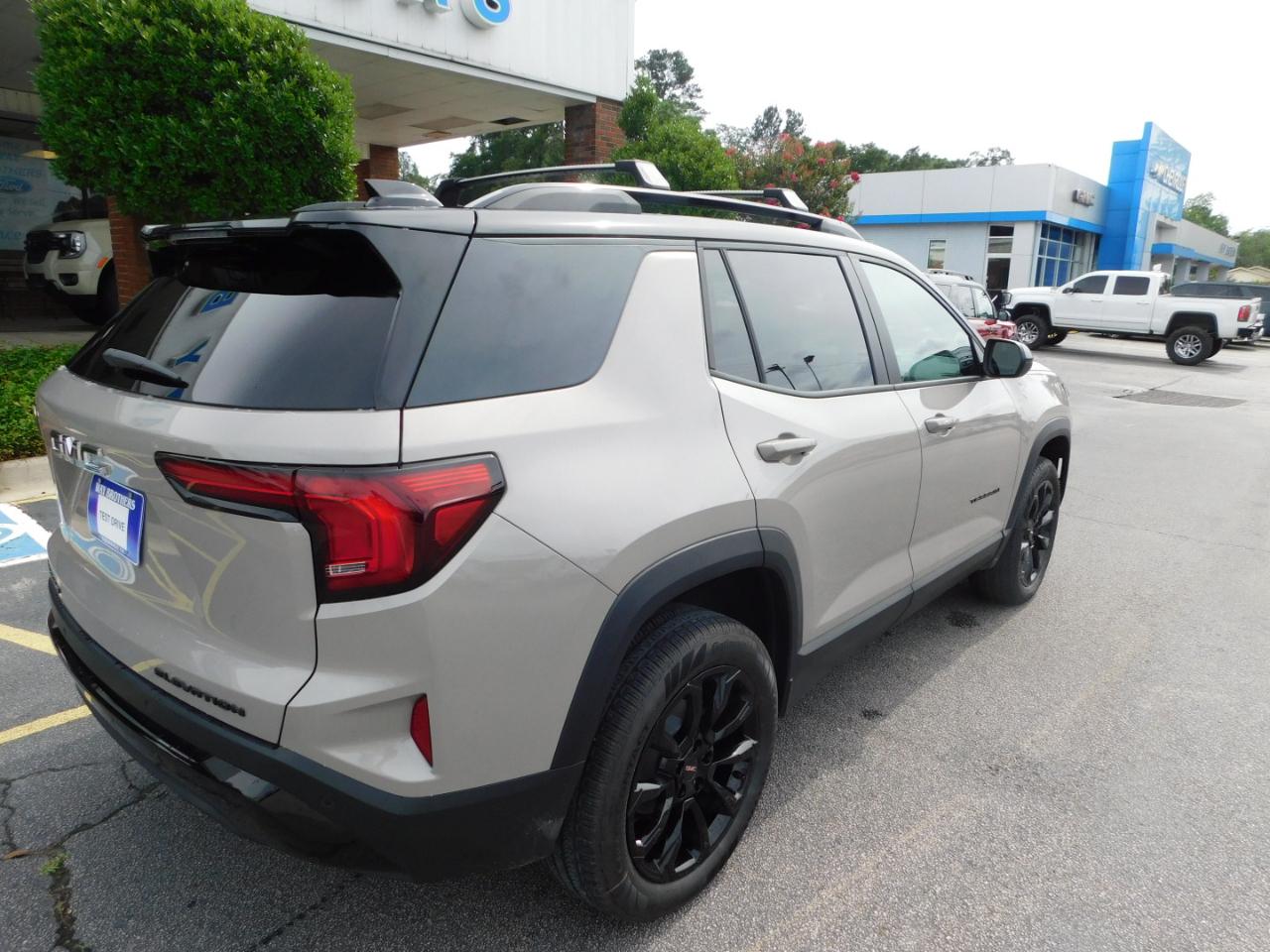 GMC Terrain FWD 4dr Elevation 2026
