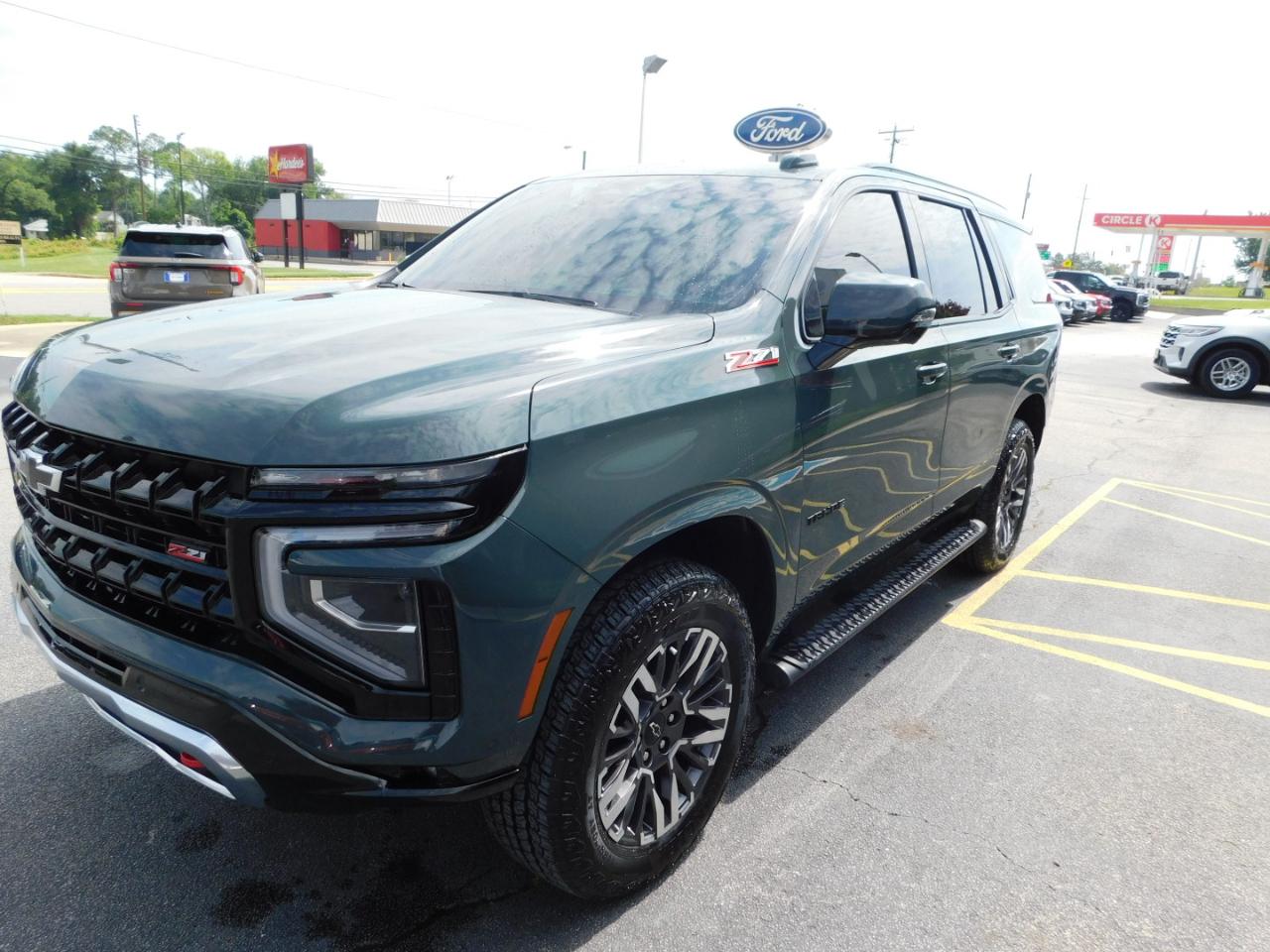 Chevrolet Tahoe 4WD 4dr Z71 2026
