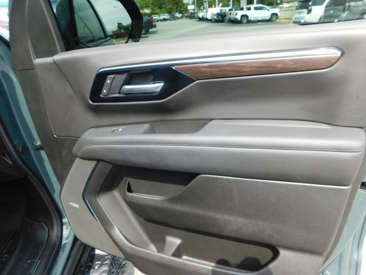 Chevrolet Tahoe 4WD 4dr Z71 2026