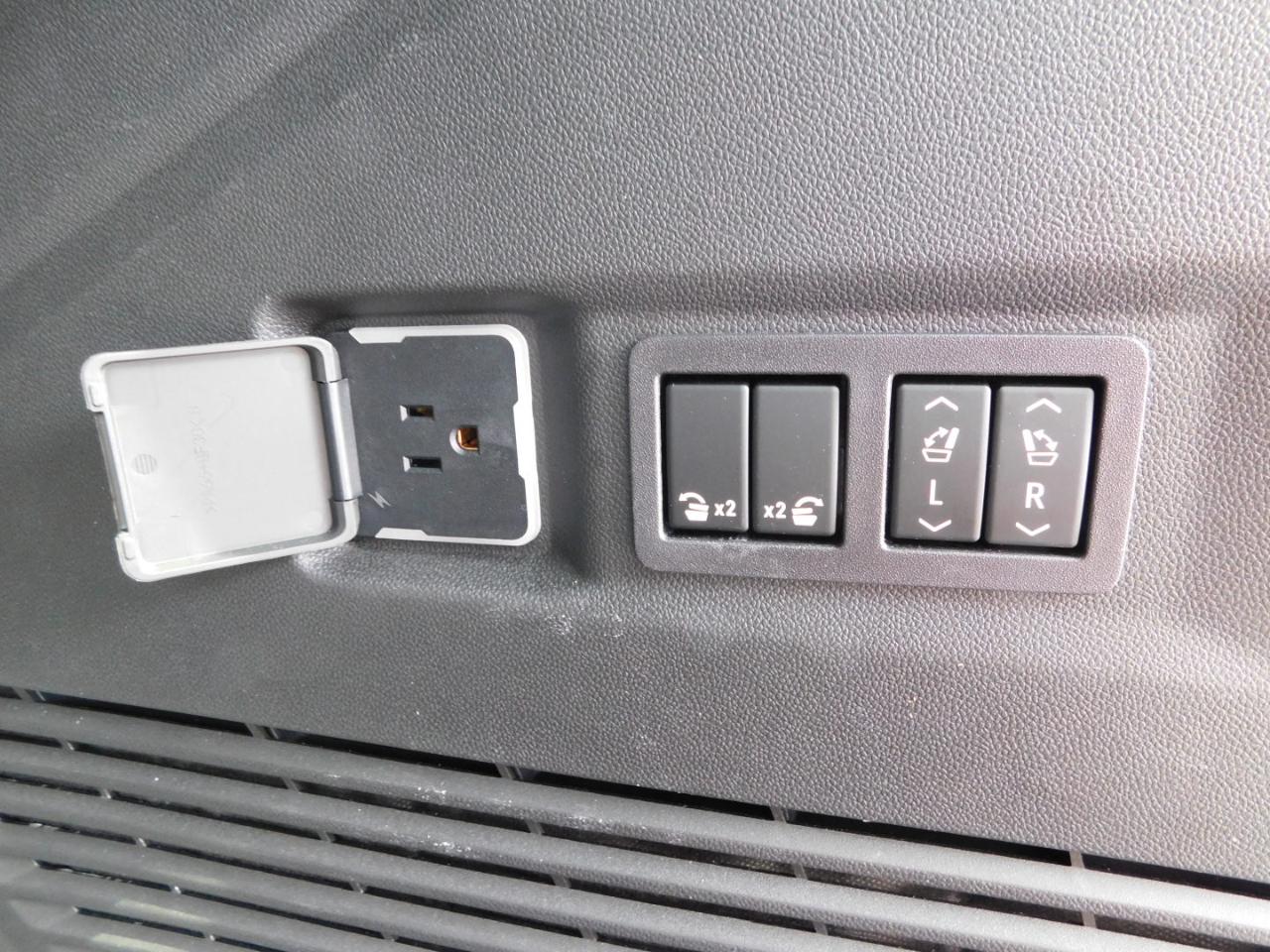 Chevrolet Tahoe 4WD 4dr Z71 2026