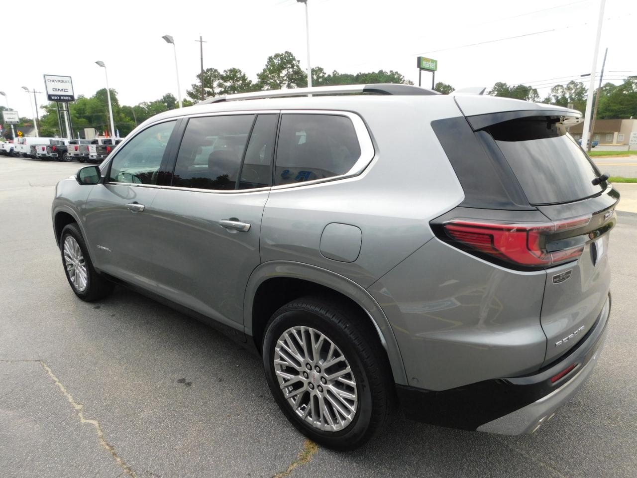 GMC Acadia FWD 4dr Denali 2026