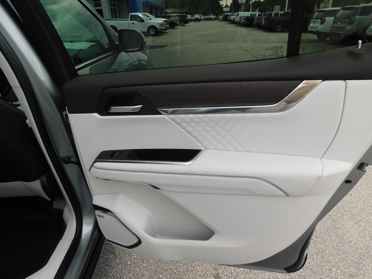 GMC Acadia FWD 4dr Denali 2026