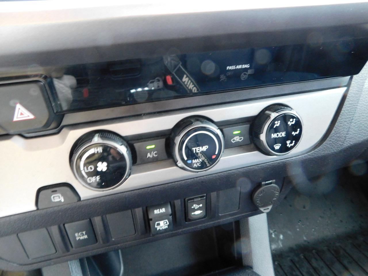 Toyota Tacoma  2018