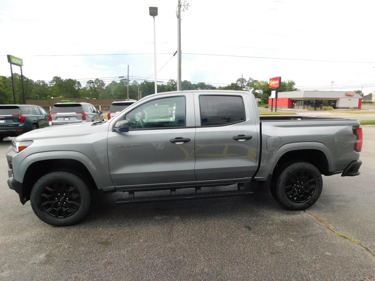 Chevrolet Colorado 2WD Crew Cab WT 2026