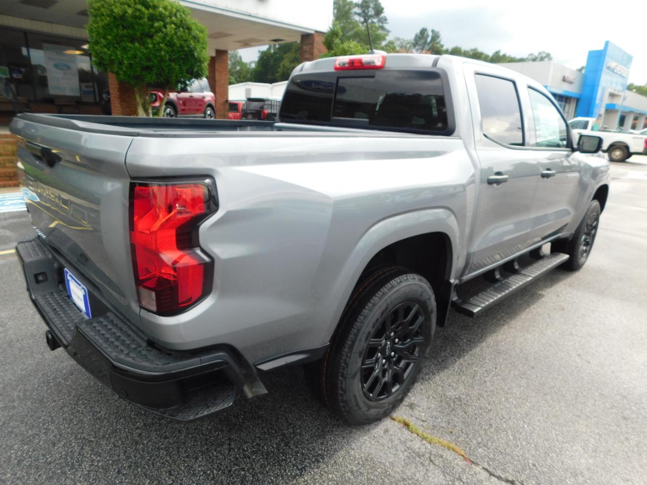 Chevrolet Colorado 2WD Crew Cab WT 2026