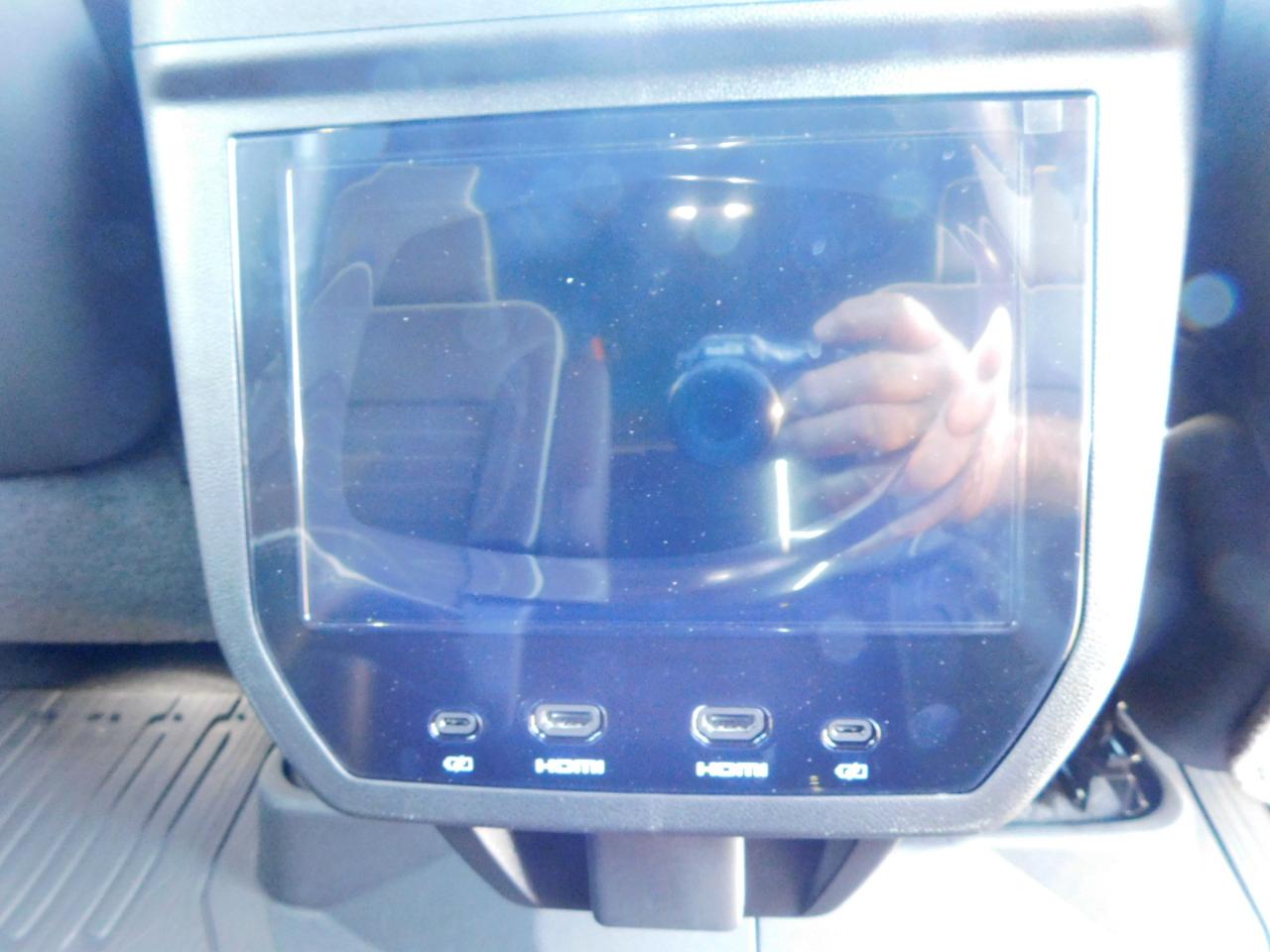 GMC Yukon XL 4WD 4dr Denali Ultimate 2026