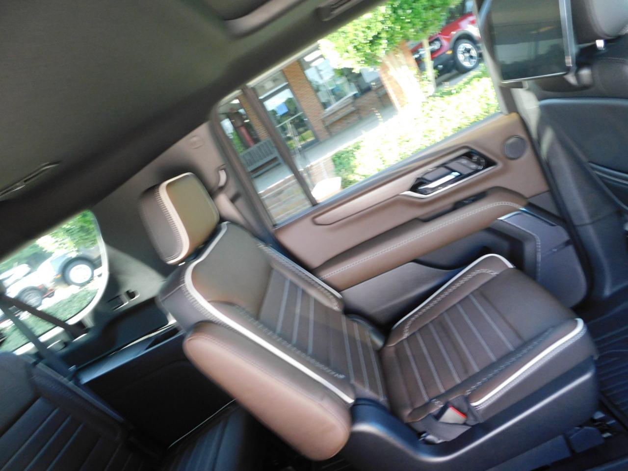 GMC Yukon XL 4WD 4dr Denali Ultimate 2026