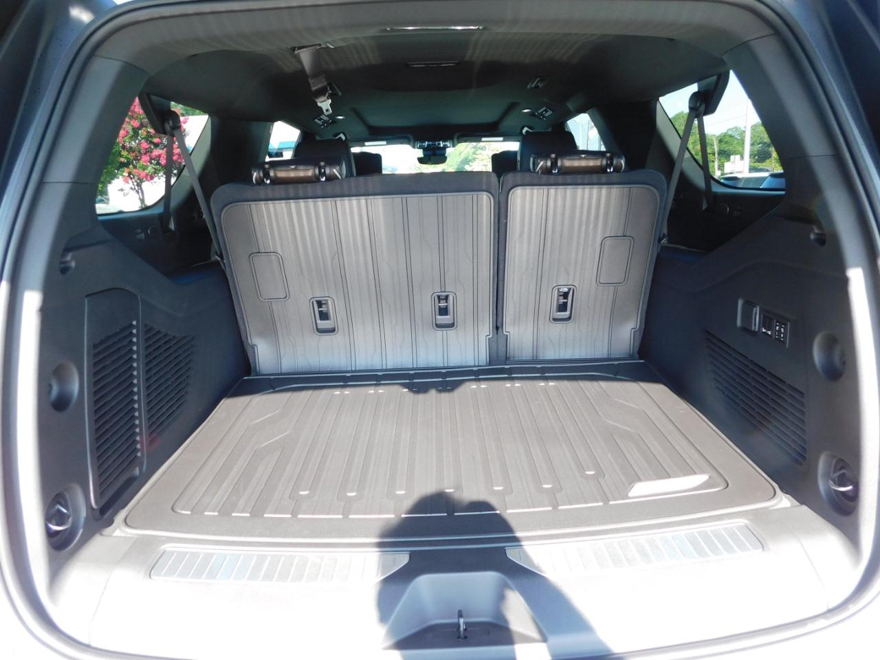 GMC Yukon XL 4WD 4dr Denali Ultimate 2026