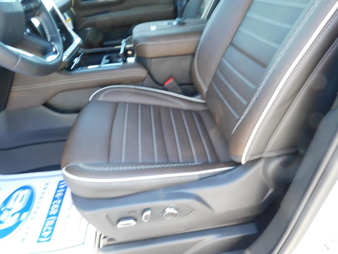 GMC Yukon XL 4WD 4dr Denali Ultimate 2026