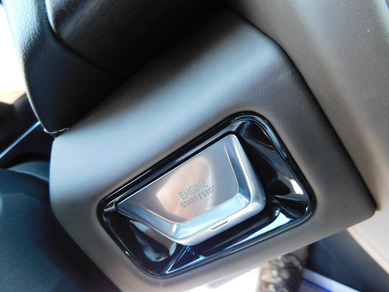 GMC Yukon XL 4WD 4dr Denali Ultimate 2026