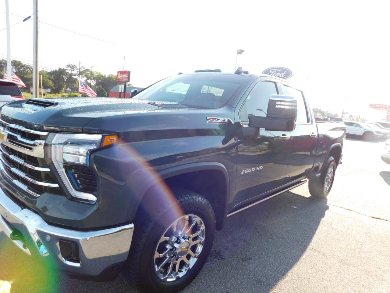 Chevrolet Silverado 2500HD 4WD Crew Cab 159" LTZ 2026