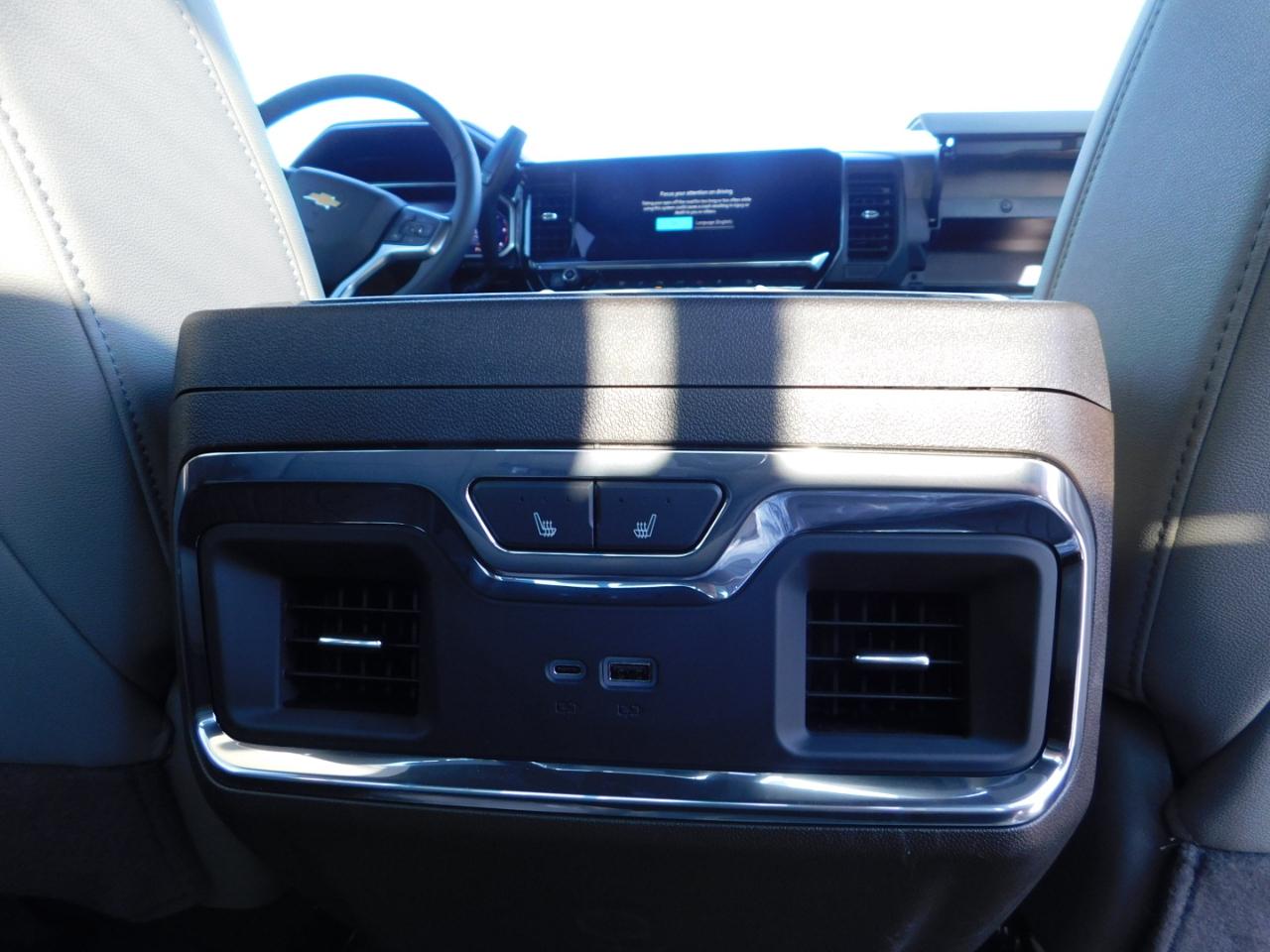 Chevrolet Silverado 2500HD 4WD Crew Cab 159" LTZ 2026