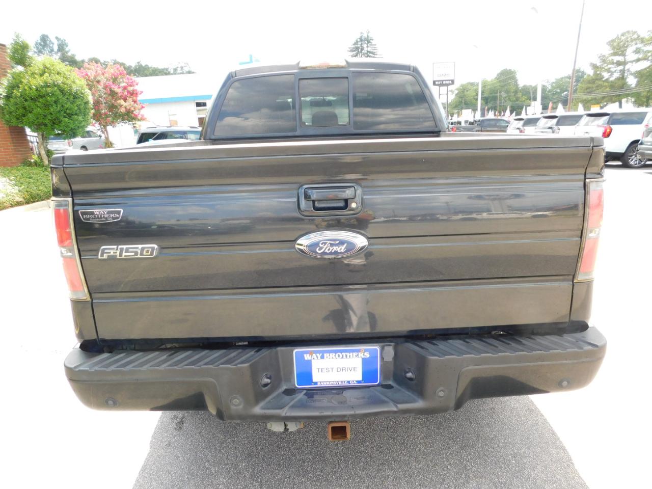 Ford F-150 4WD SuperCrew 145" XL 2013