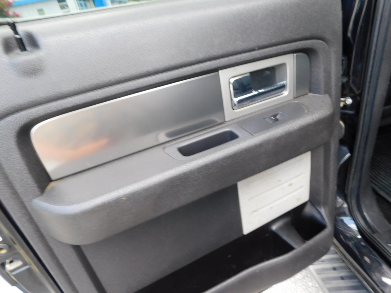 Ford F-150 4WD SuperCrew 145" XL 2013