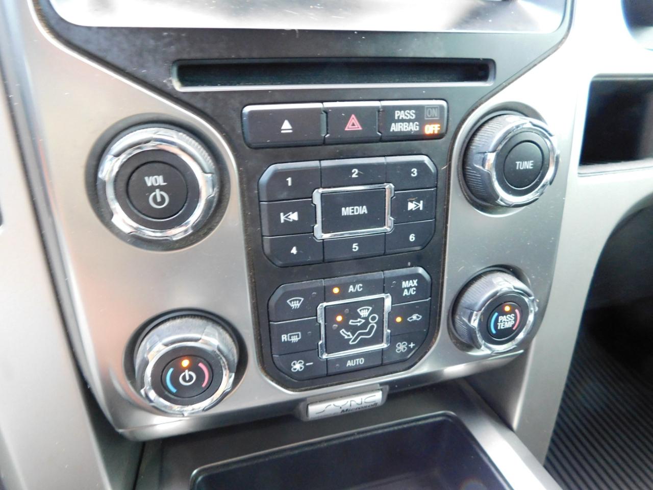 Ford F-150 4WD SuperCrew 145" XL 2013