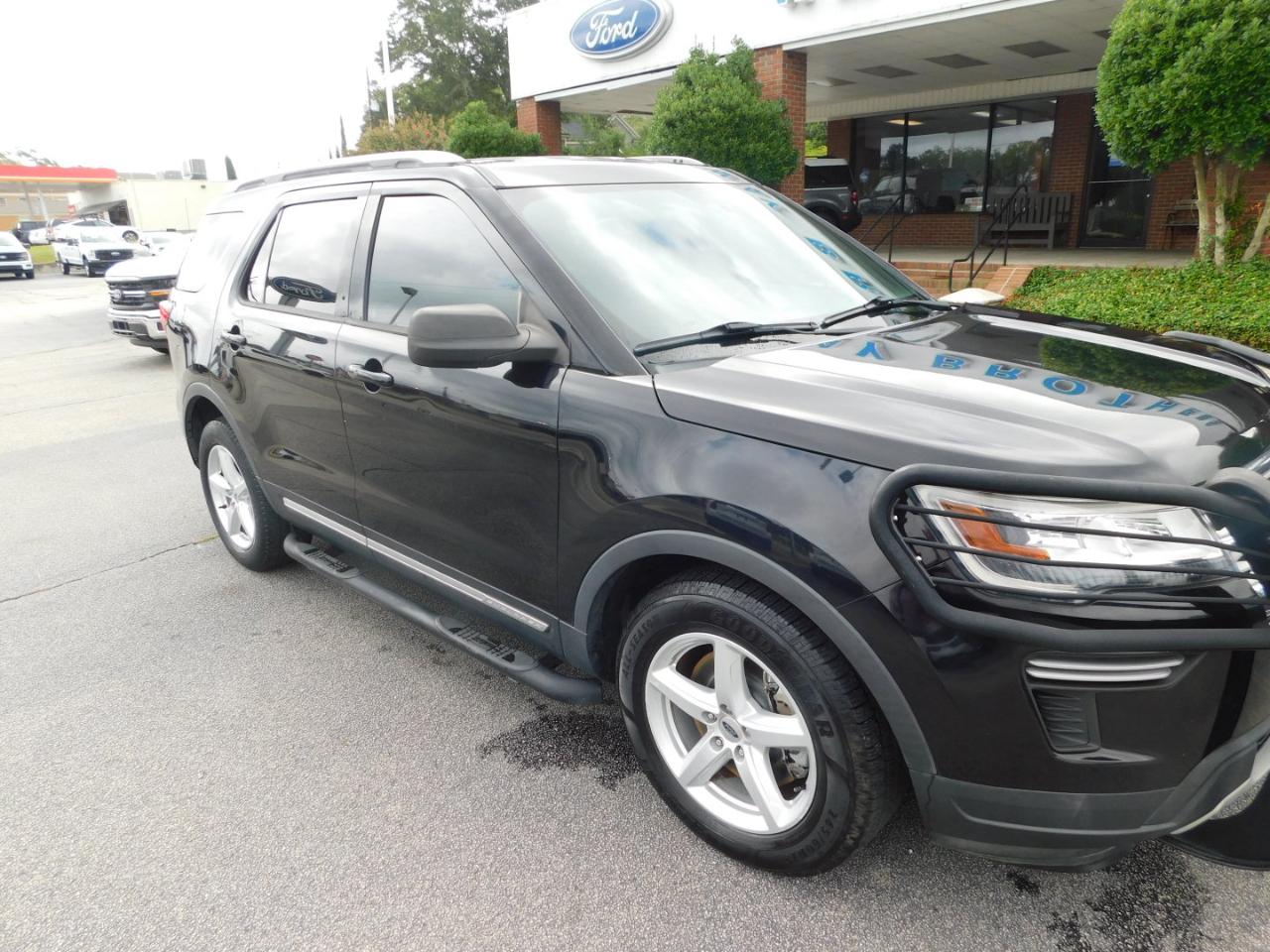 Ford Explorer XLT FWD 2019