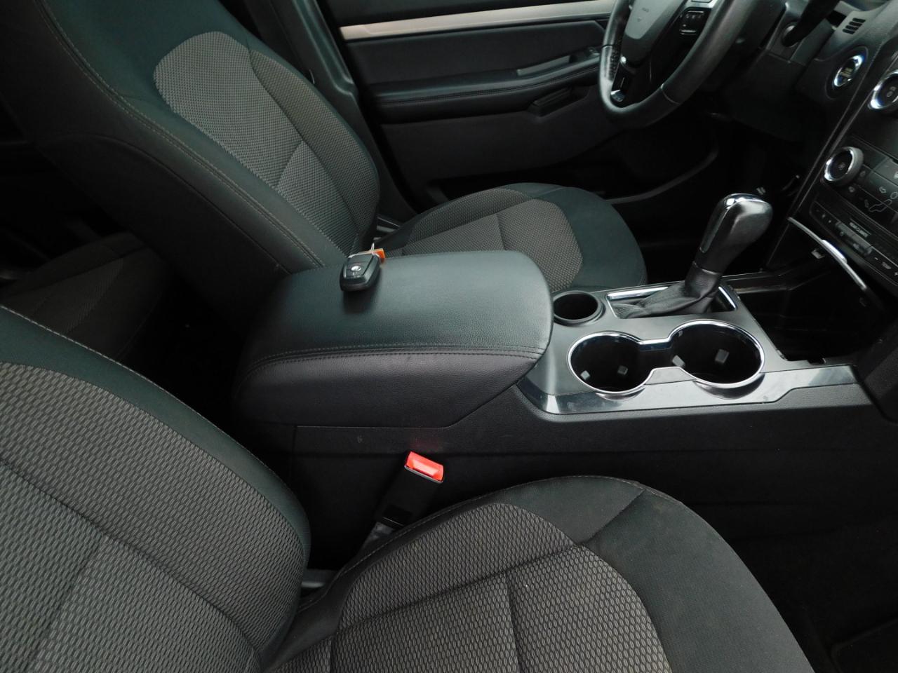 Ford Explorer XLT FWD 2019