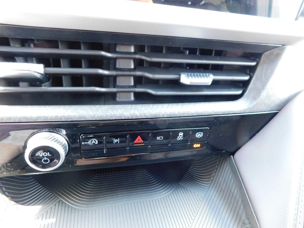 Ford Explorer Platinum RWD 2026