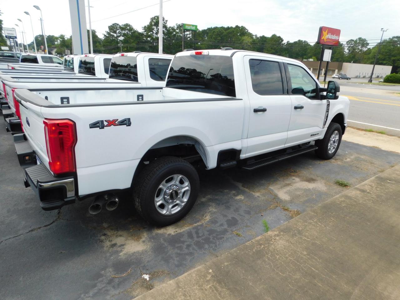 2026 Ford Super Duty F-250 SRW XLT 4WD CREW CAB 6.75' BO