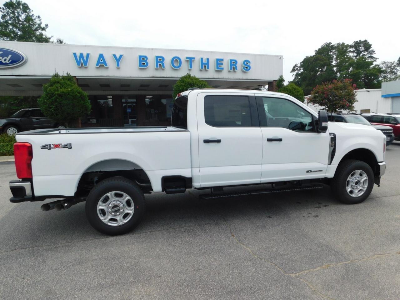 2026 Ford Super Duty F-250 SRW XLT 4WD CREW CAB 6.75' BO