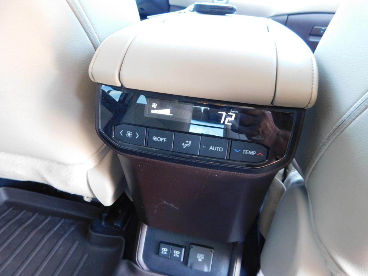 Toyota Highlander  2020