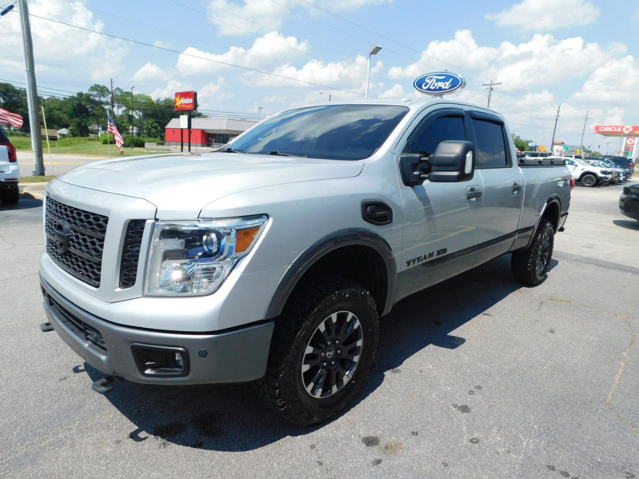 Nissan Titan XD  2018