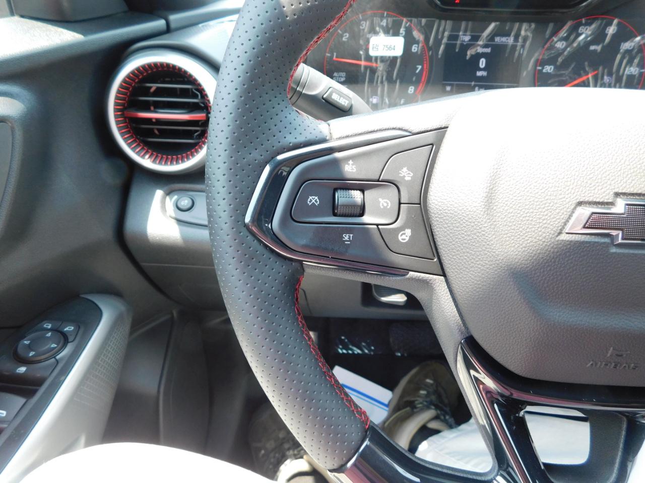 Chevrolet Trax FWD 4dr 1RS 2026