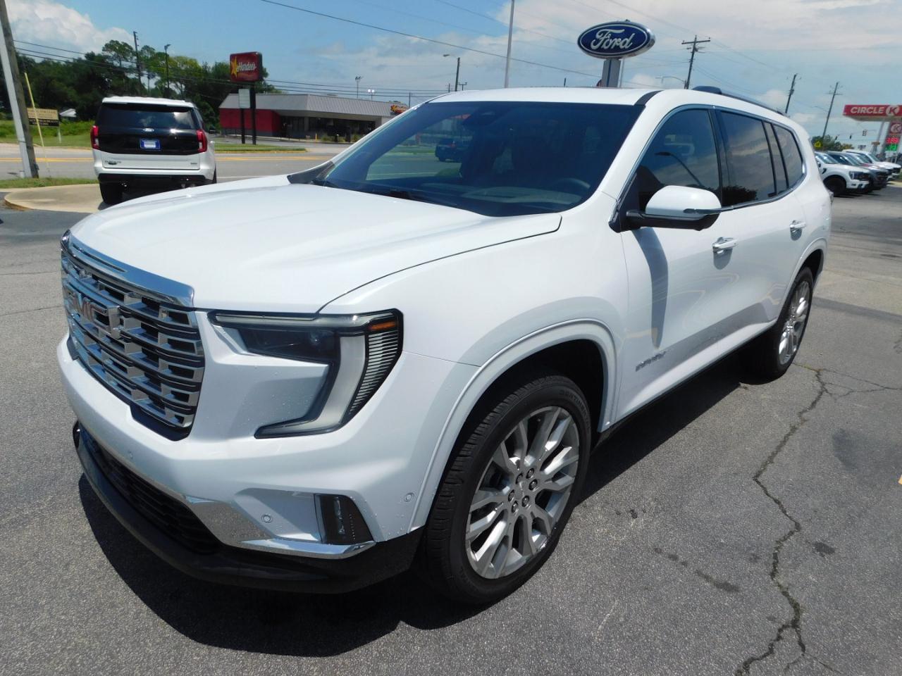 GMC Acadia FWD 4dr Denali 2026