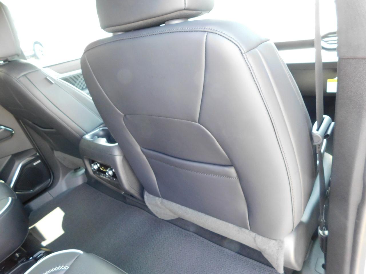 GMC Acadia FWD 4dr Denali 2026