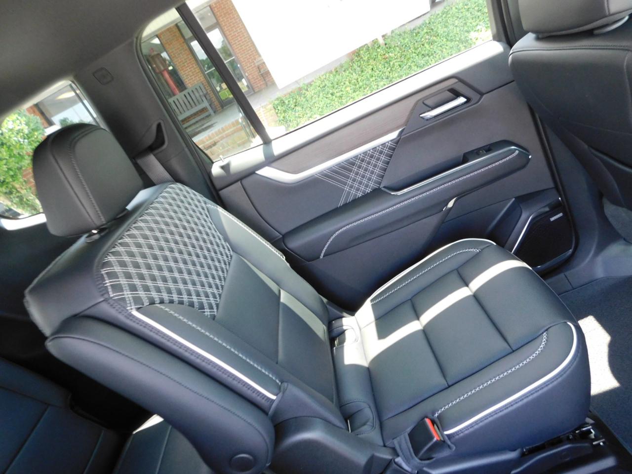 GMC Acadia FWD 4dr Denali 2026
