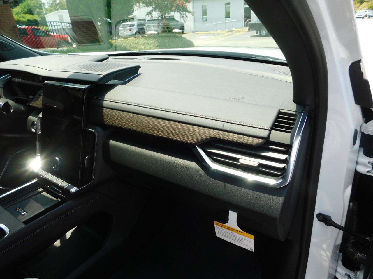 GMC Acadia FWD 4dr Denali 2026