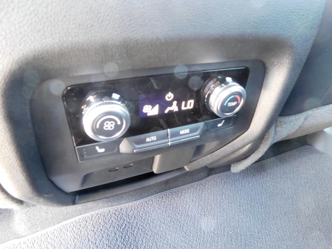 GMC Acadia FWD 4dr Denali 2026