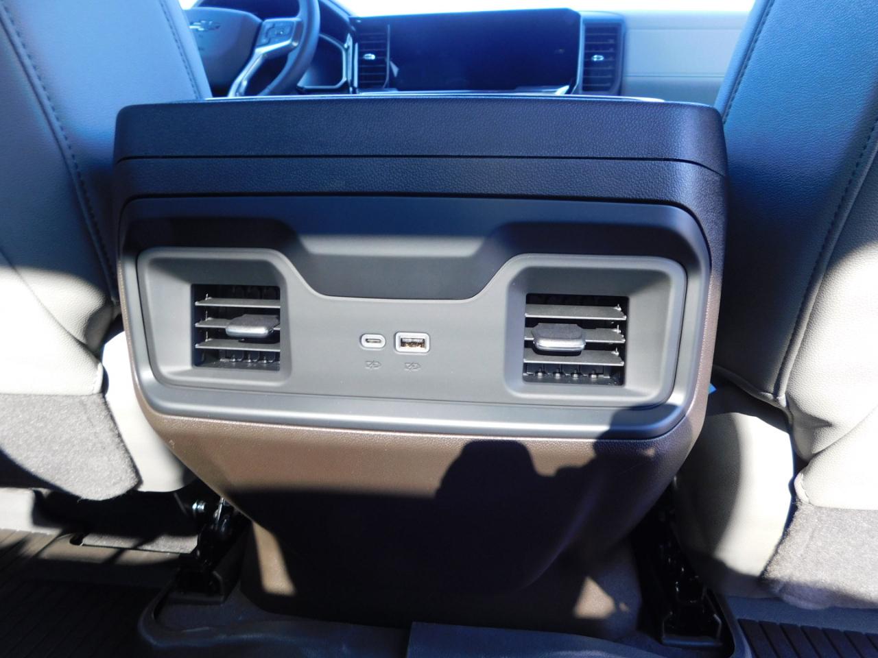 Chevrolet Silverado 1500 4WD Crew Cab 147" RST 2026